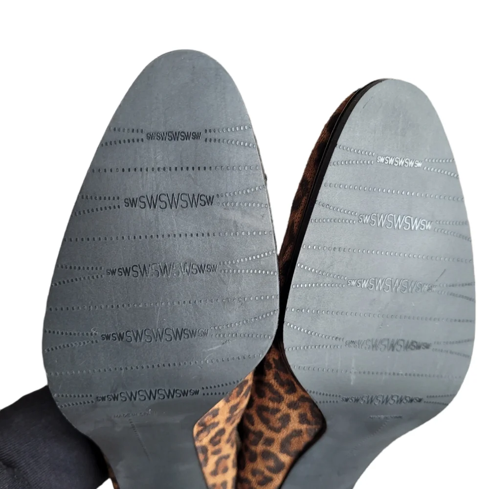 STUART WEITZMAN Leopard Print Bootie Size 8.5M